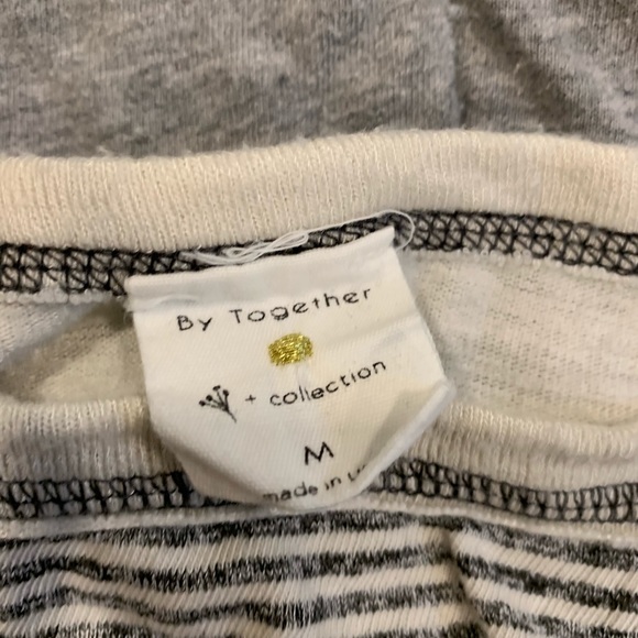 By Together- Cropper Sweater - Picture 2 of 2